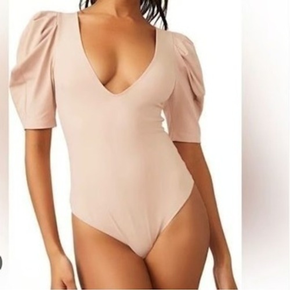 Free People Va Va Voop Bodysuit Puff‎ Sleeve Nude Beige Size XS
